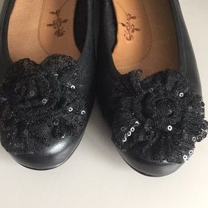 Ros Hommerson leather flats NEW